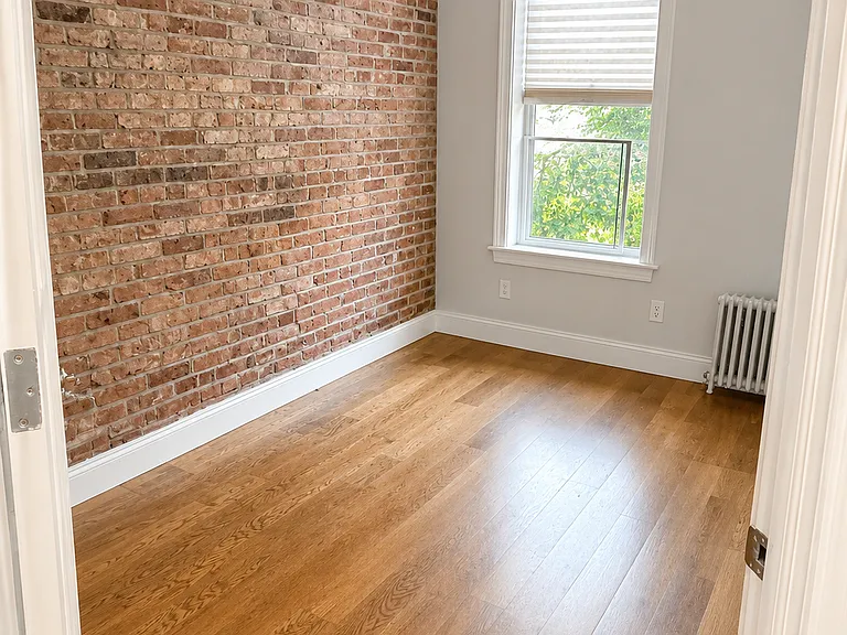 434 W 52nd St #7 — Photo 5