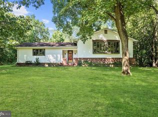 37 Hawkin Rd, Medford, NJ 08055