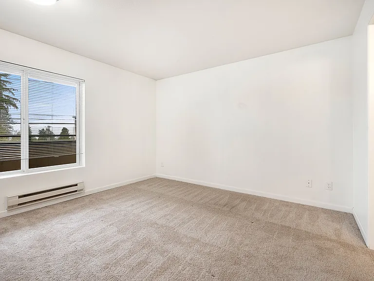 Northlink Apartments — Photo 52