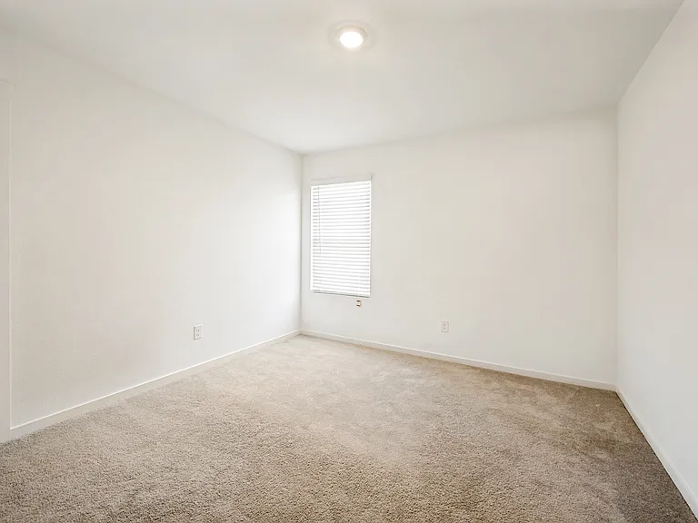 4013 Drifters Bend Dr — Photo 8