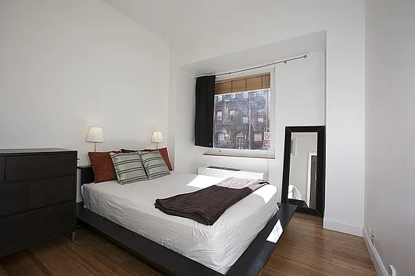Sold by Hudson 3 Inc | media 4