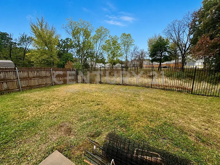 1741 Ironworks Dr — Photo 16