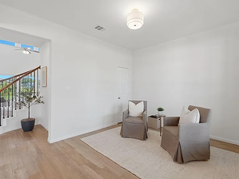 208 Peninsula Point Dr — Photo 9