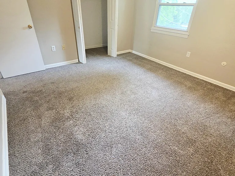 564 Caddy Dr — Photo 17