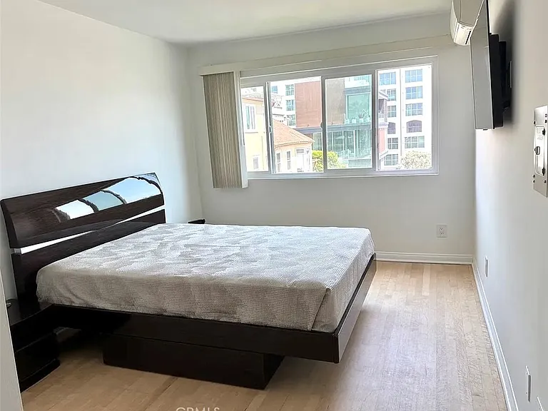 1649 Appian Way #312 — Photo 6