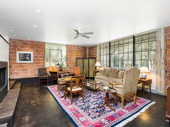 5th image of 212 Madison APT 1