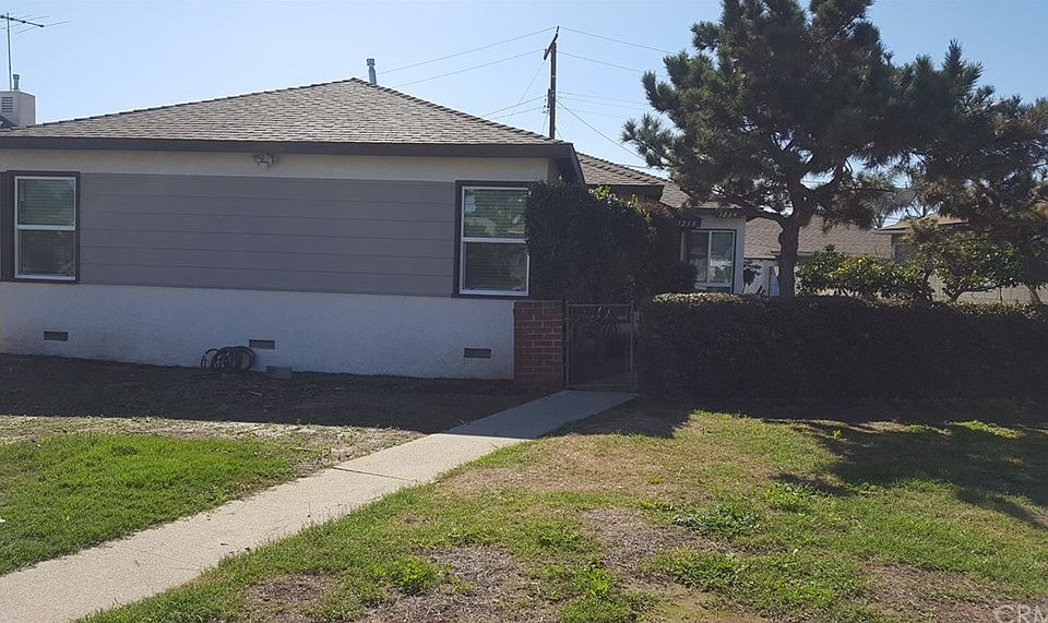 1st image of 1234 W 1st St