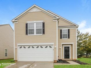 729 Runningbrook Ln, Rural Hall, NC 27045