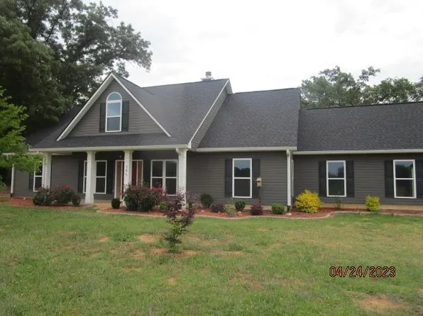 745 Thrasher Rd, Plains, GA 31780