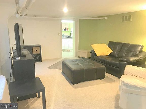 2nd image of 1121 20th St S #3