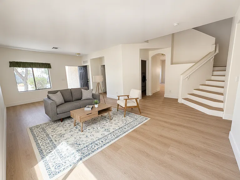 9541 W Frank Ave — Photo 2
