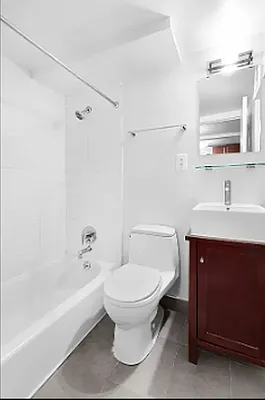 Rented by Keller Williams NYC | media 25