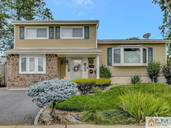 36 Louis St, Old Bridge, NJ 08857