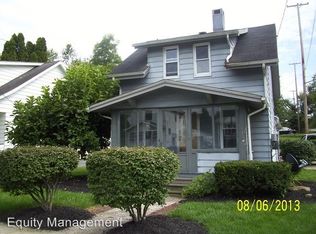 61 Stambaugh St, Girard, OH 44420