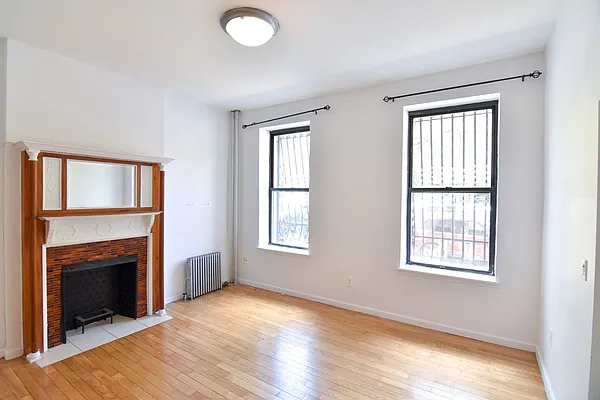 Rented by Bold New York | media 5
