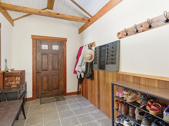 5th image of 125 Winch Hill Road