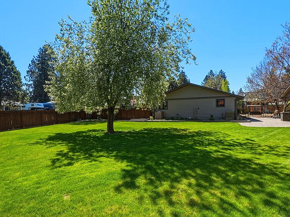 4th image of 61605 Summer Shade Dr