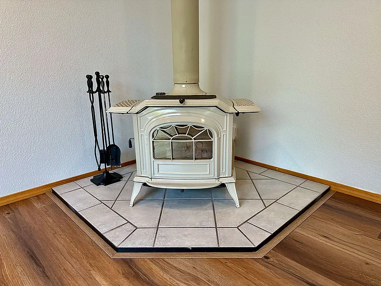 19753 Mosjon Cir NE — Photo 15