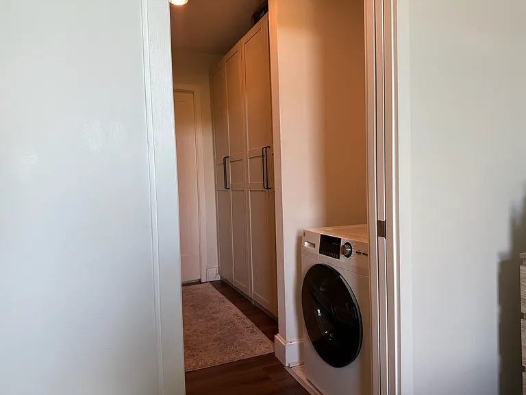 4524 J C Nichols Pkwy #402 — Photo 13