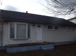 6320 Central St, Romulus, MI 48174