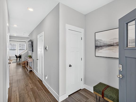 4th image of 105 Marston Ln