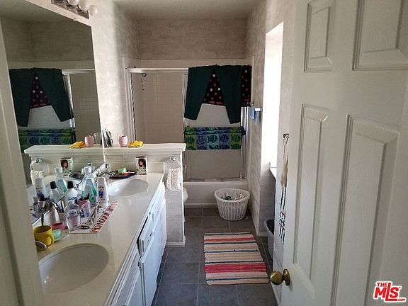 4th image of 16001 S Vermont Ave Unit 52