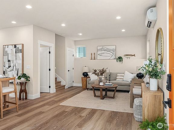 2nd image of 910 15th Avenue #B