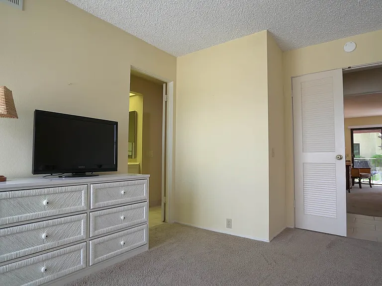 Canyon Cir N — Photo 26