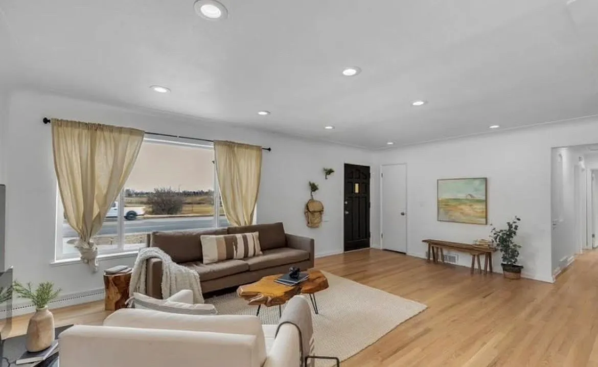 4855 Sheridan Blvd — Photo 3