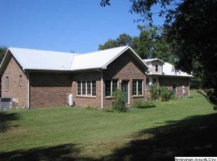 5665 Smokey Rd, Calera, AL 35040
