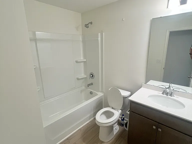 1500 Underbrush Dr — Photo 2