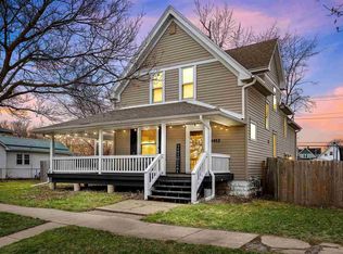 1412 J St SW, Cedar Rapids, IA 52404