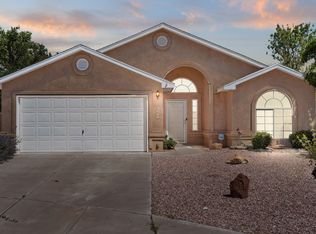 2276 Stallion St SW, Los Lunas, NM 87031