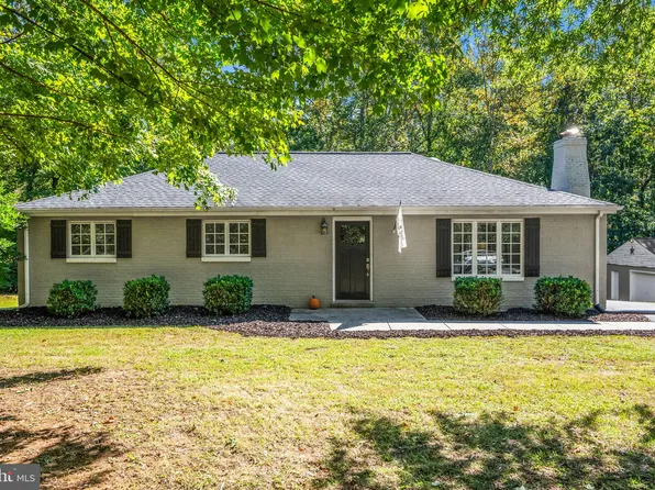 1229 Jason Ln, Amissville, VA 20106