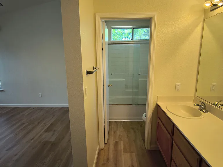 6968 Sunridge Dr — Photo 25