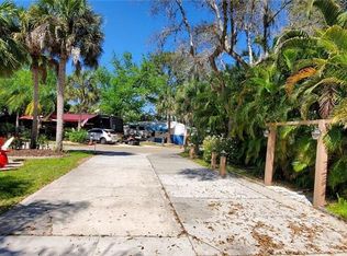 215 Horseshoe Bnd, Lake Wales, FL 33898