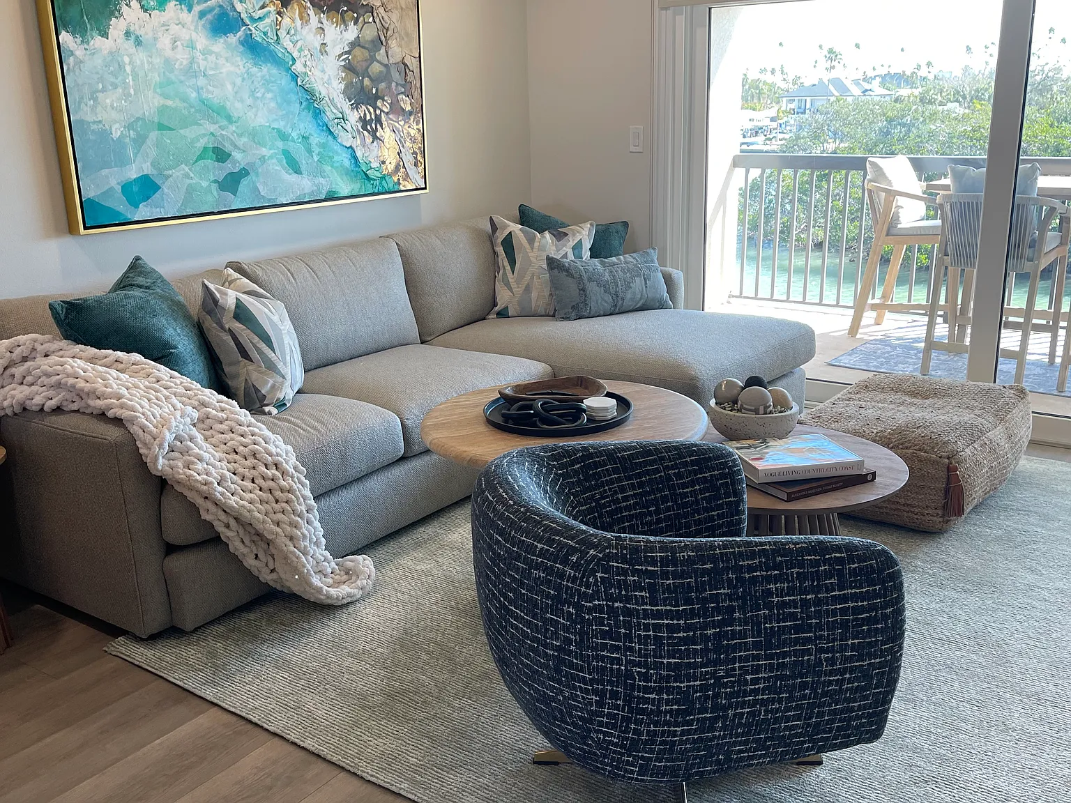 2 bed, 1190 sqft, $6,500 — Photo 3