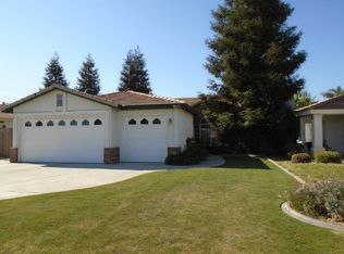 8517 Icicle Creek Dr, Bakersfield, CA 93312