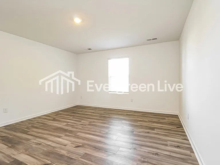 118 Stokely Way — Photo 7