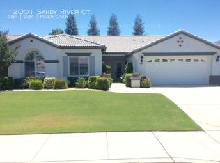 12001 Sandy River Ct, Bakersfield, CA 93311
