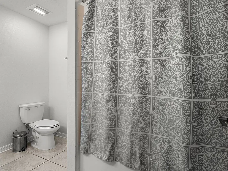 Paradox Cir — Photo 15