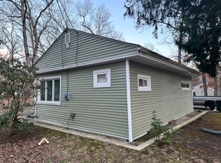 1102 Vine St, Browns Mills, NJ 08015