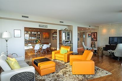 3rd image of 1000 N Lake Shore Dr #15B