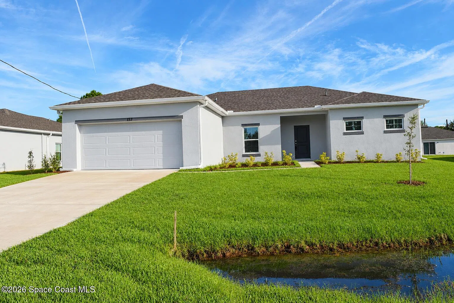 4 bed, 2.0 bath, 1919 sqft, $2,000 — Photo 1