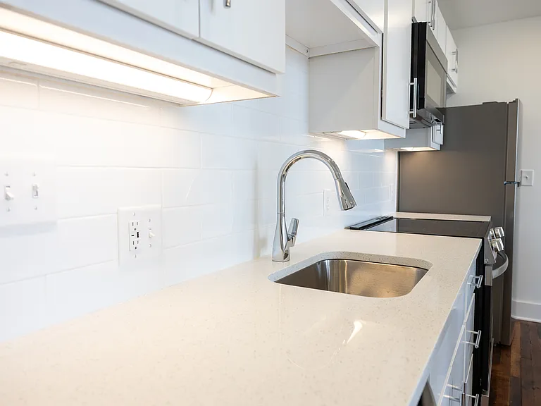 Overton Lofts — Photo 11
