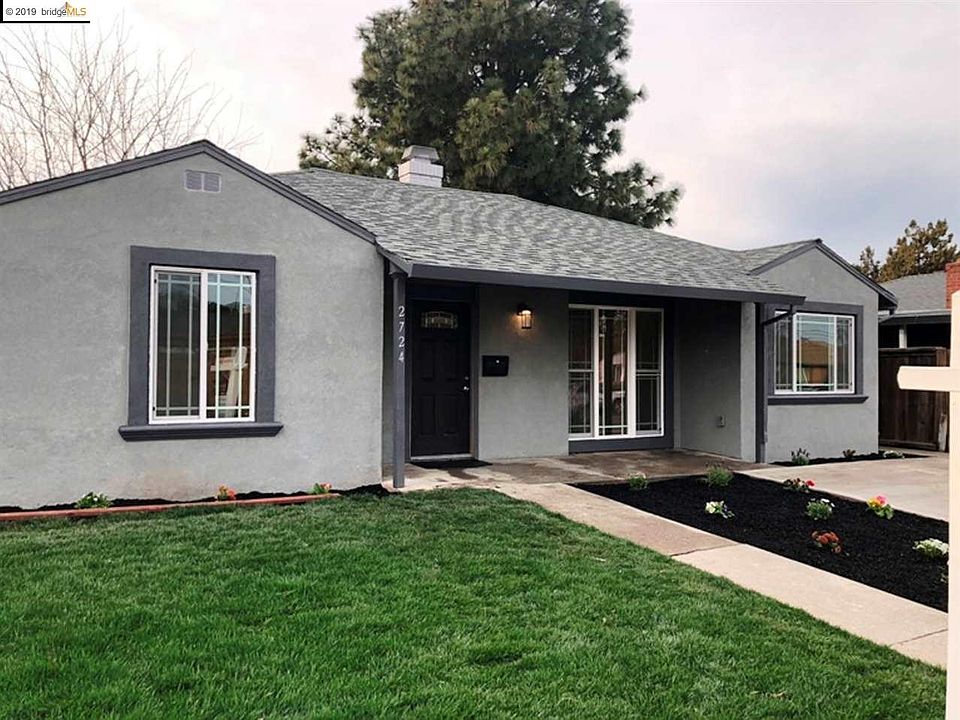 1st image of 2724 Capistrano St