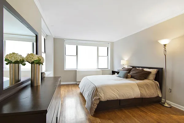 Rented by Douglas Elliman | media 13