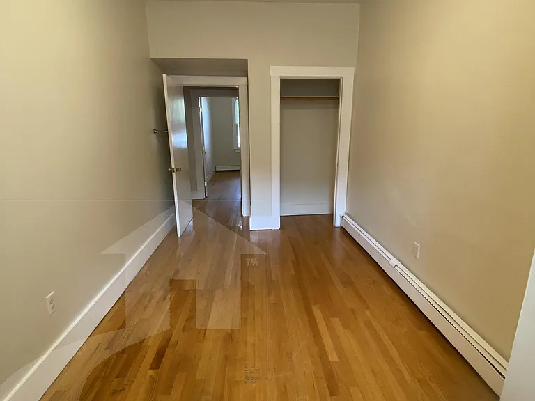 1210 Cambridge St — Photo 8