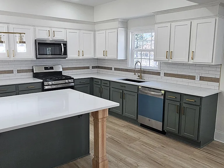 335 Ballfield Rd — Photo 4