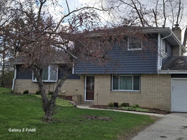 3725 Ventura Cir, Brookfield, WI 53045